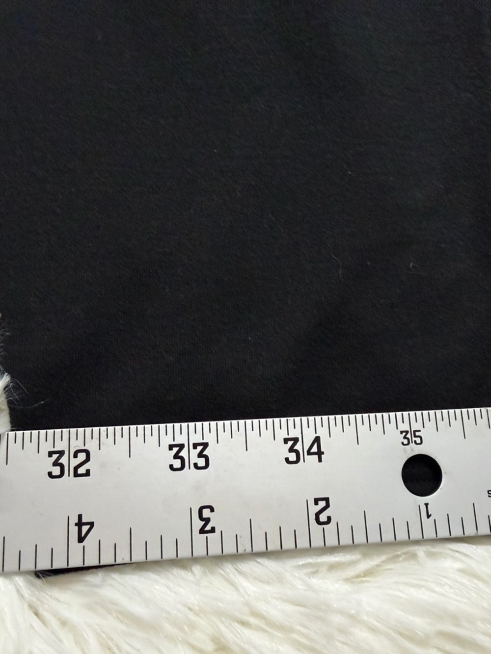 Vuori Black High-Rise Lux at Ease Cropped Performance Joggers Small - Picture 8 of 11